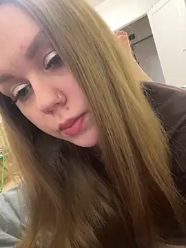 Marylallka5 online show from 02.26.26