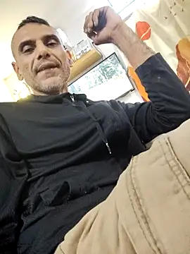 Gillygilly76 online show from 10.29.25