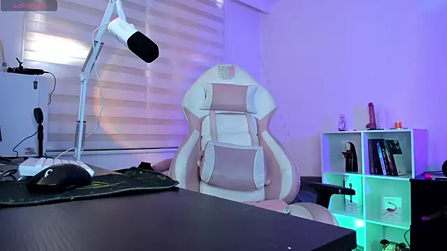 Gaby Miller22 online show from 09.25.25