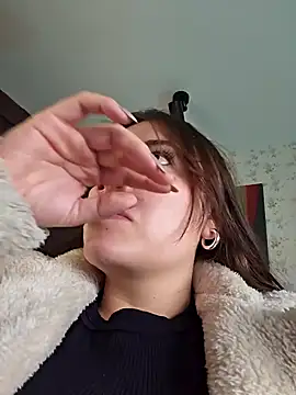 valery mora online show from 02.05.25