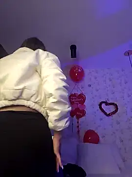 valery mora online show from 02.12.25