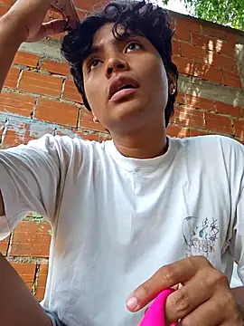  Ottis  online show from 01.26.25