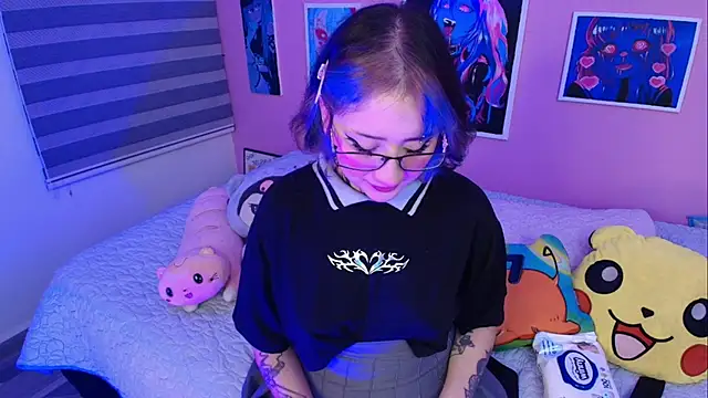 Miwa violet online show from 04.01.26