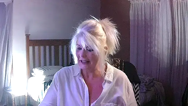 Miahotmilf online show from 01.10.26