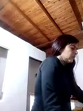 Snapshot of Dakary_hot chatting on 12.14.24 Dakary hot online show from 12.14.24