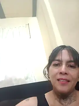 Snapshot of Dakary_hot chatting on 11.21.25 Dakary hot online show from 11.21.25