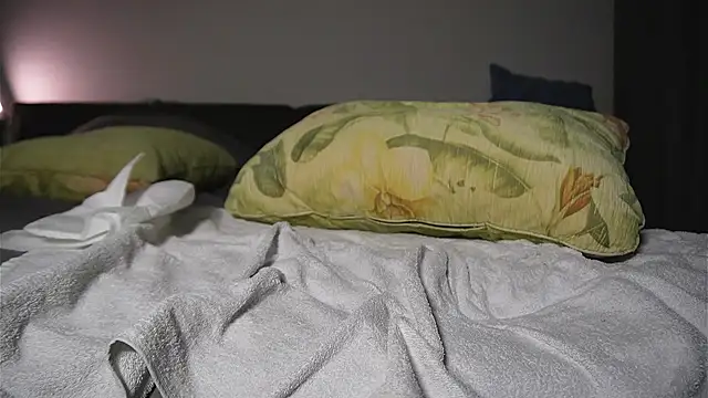 MazzyDoll online show from 01.20.25