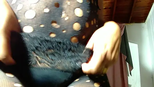 MielSquirt online show from 11.21.25