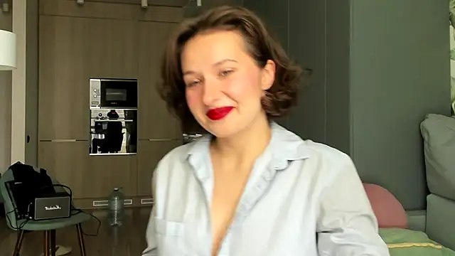 Lilith lutherlow online show from 09.27.25