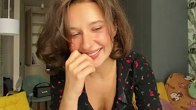 Lilith lutherlow online show from 11.08.25