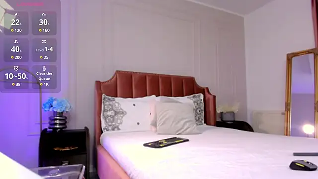 CharmingAnnie online show from 02.12.25