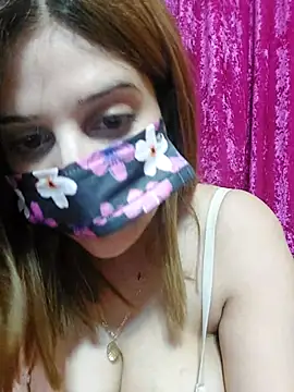 LoNa-daloua online show from 04.15.26