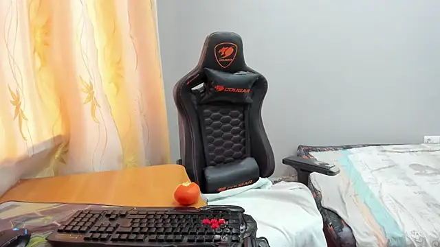 iliaskrislove online show from 04.23.26