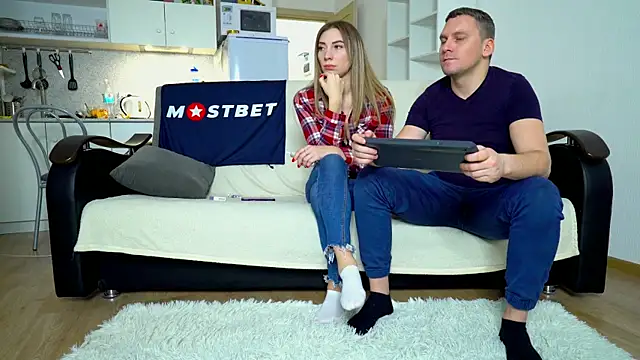 littlesweettifany online show from 01.14.25