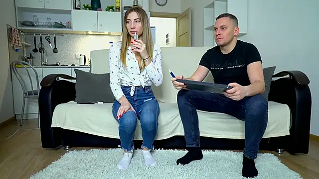 littlesweettifany online show from 01.23.25