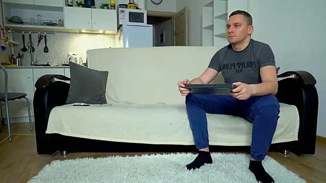 littlesweettifany online show from 02.05.25