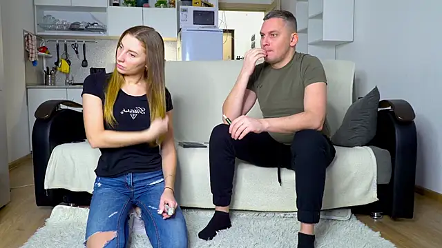 littlesweettifany online show from 12.16.25