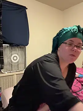 FreakNastyLacie online show from 02.21.25