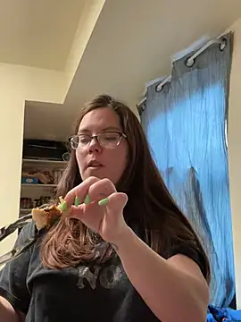 FreakNastyLacie online show from 03.10.25