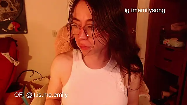 emily pearl  online show from 02.10.26