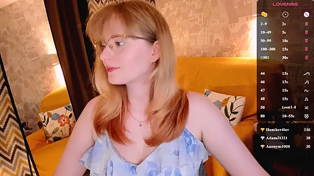 Snapshot of Aemilia_ chatting on 07.05.26 Aemilia online show from 07.05.26