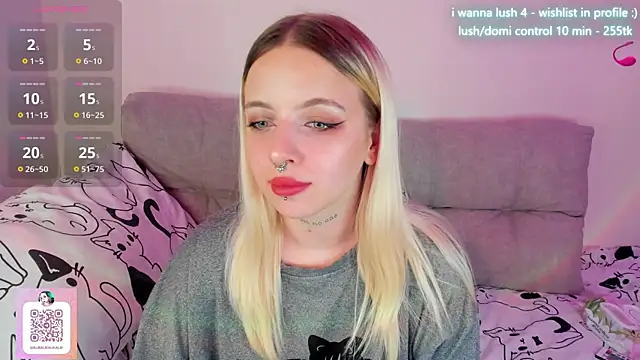 Alice Halle online show from 03.10.25