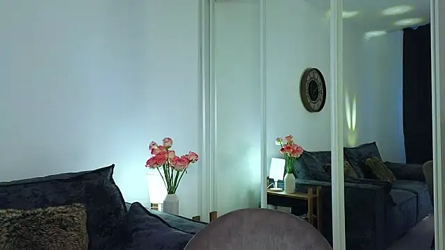 Snapshot of babilonian chatting on 01.28.25 babilonian online show from 01.28.25