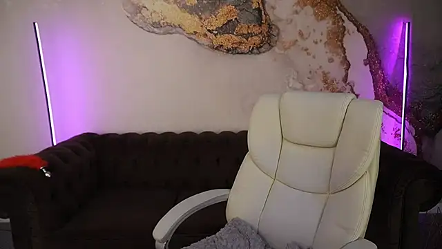 CozyMell online show from 01.24.25