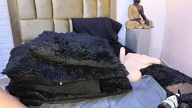 ximenawilliamss online show from 01.26.25