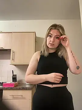 Rebeccaxxx online show from 12.31.24