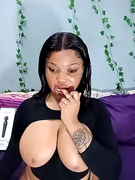 Snapshot of Sugartonguexx chatting on 01.31.25 Sugartonguexx online show from 01.31.25