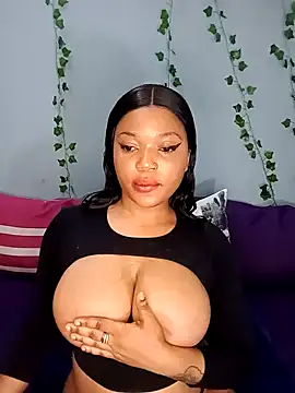 Snapshot of Sugartonguexx chatting on 02.05.25 Sugartonguexx online show from 02.05.25