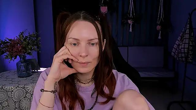 VandaRossi online show from 02.14.25