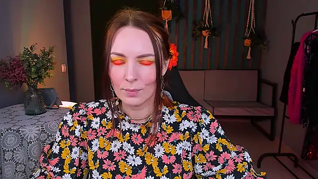 VandaRossi online show from 02.20.25