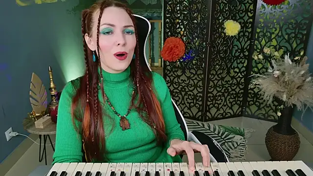 VandaRossi online show from 02.26.25