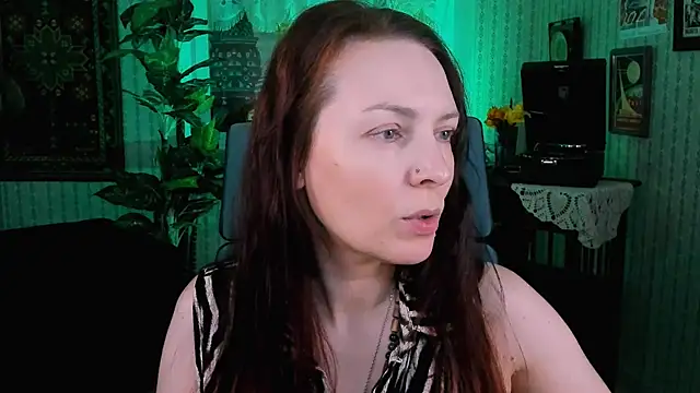 VandaRossi online show from 09.13.25