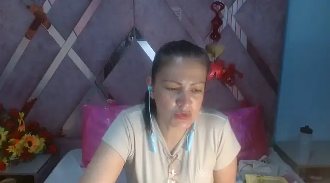 Snapshot of Mulan_sexy01 chatting on 03.01.25 Mulan sexy01 online show from 03.01.25