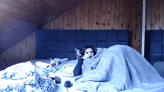 BoeseMoni1998 online show from 02.05.25