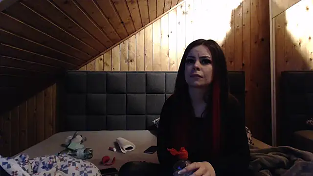 BoeseMoni1998 online show from 02.23.25