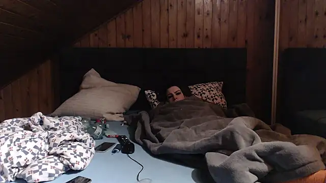 BoeseMoni1998 online show from 03.02.25