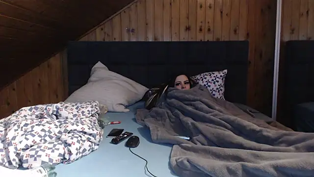 BoeseMoni1998 online show from 03.05.25