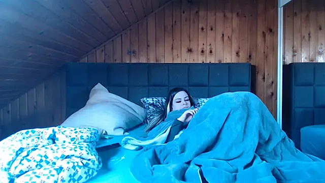 BoeseMoni1998 online show from 03.06.25