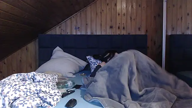 BoeseMoni1998 online show from 03.06.25