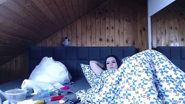 BoeseMoni1998 online show from 09.09.25