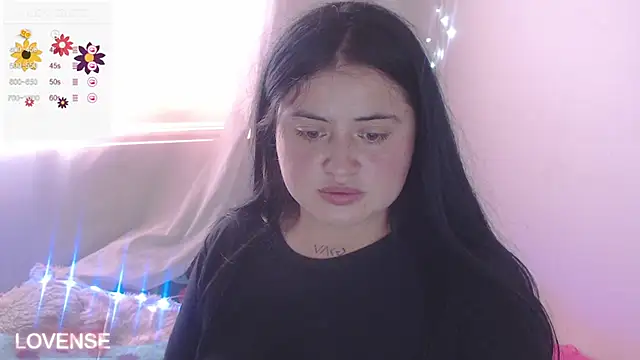 Snapshot of PamelaDoouce chatting on 12.05.24 PamelaDoouce online show from 12.05.24