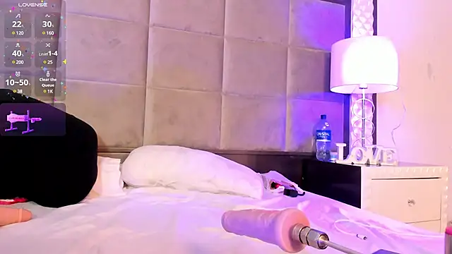 GinaParker  online show from 12.21.24