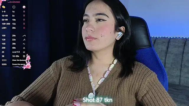 Snapshot of ZaraDames_ chatting on 07.02.26 ZaraDames online show from 07.02.26