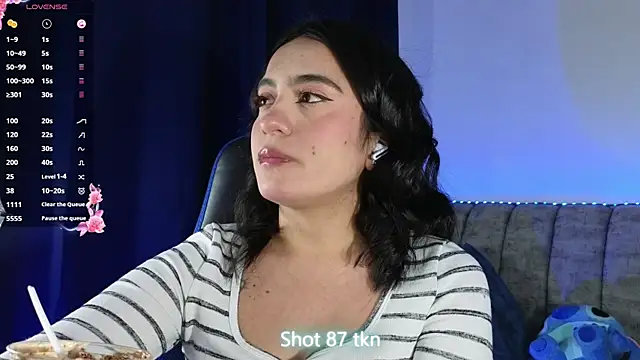 Snapshot of ZaraDames_ chatting on 07.15.26 ZaraDames online show from 07.15.26