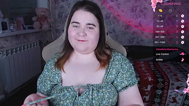 Estelle Hicks online show from 02.04.26