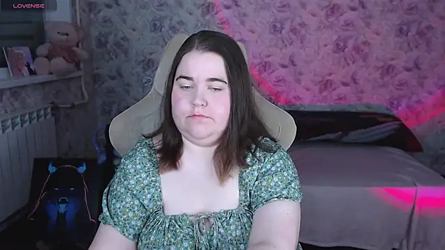 Estelle Hicks online show from 05.21.26